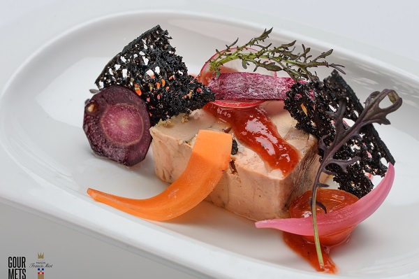 presse-de-foie-gras-au-naturel-chutney-poivron